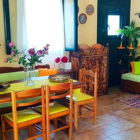 Casa de Férias Dora's House Istrios